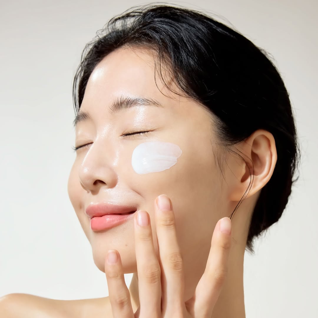 Tratamento facial para manchas escuras.