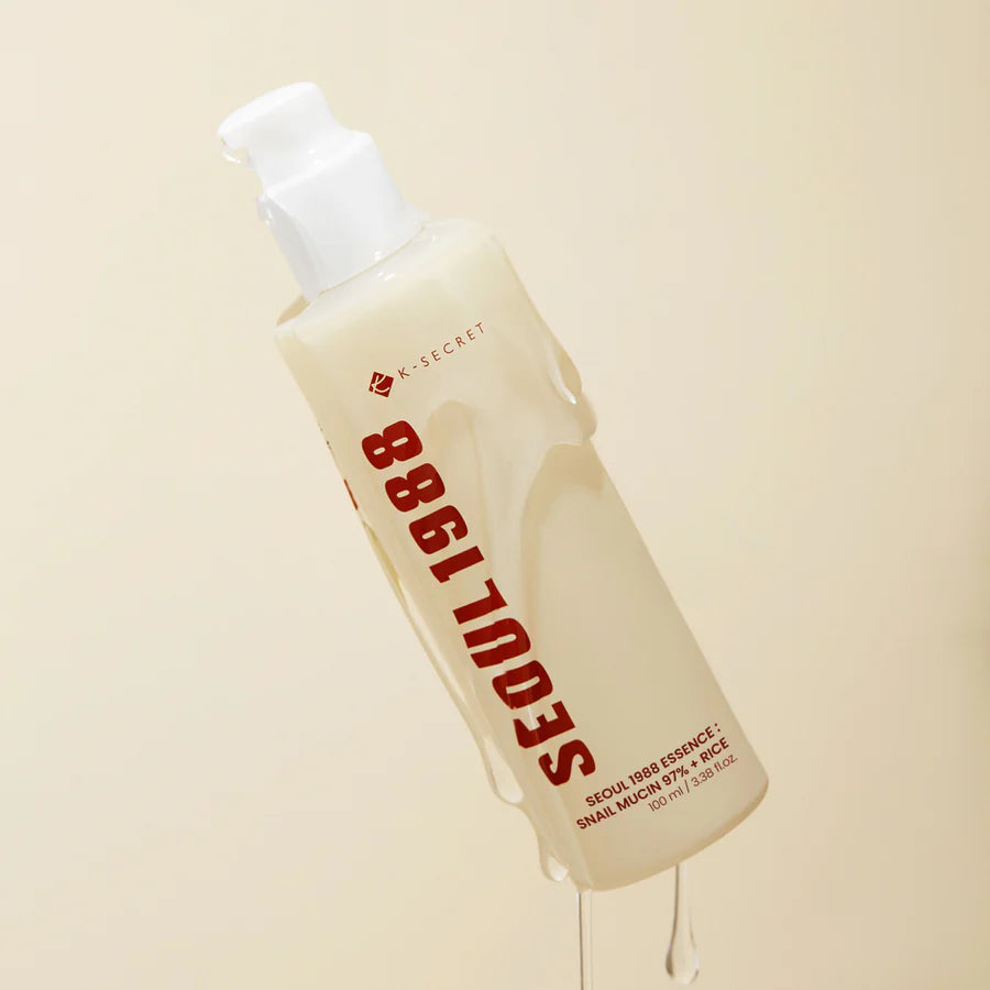 Cuidado facial com mucina de caracol que promove hidratação, conforto e aparência mais saudável da pele.