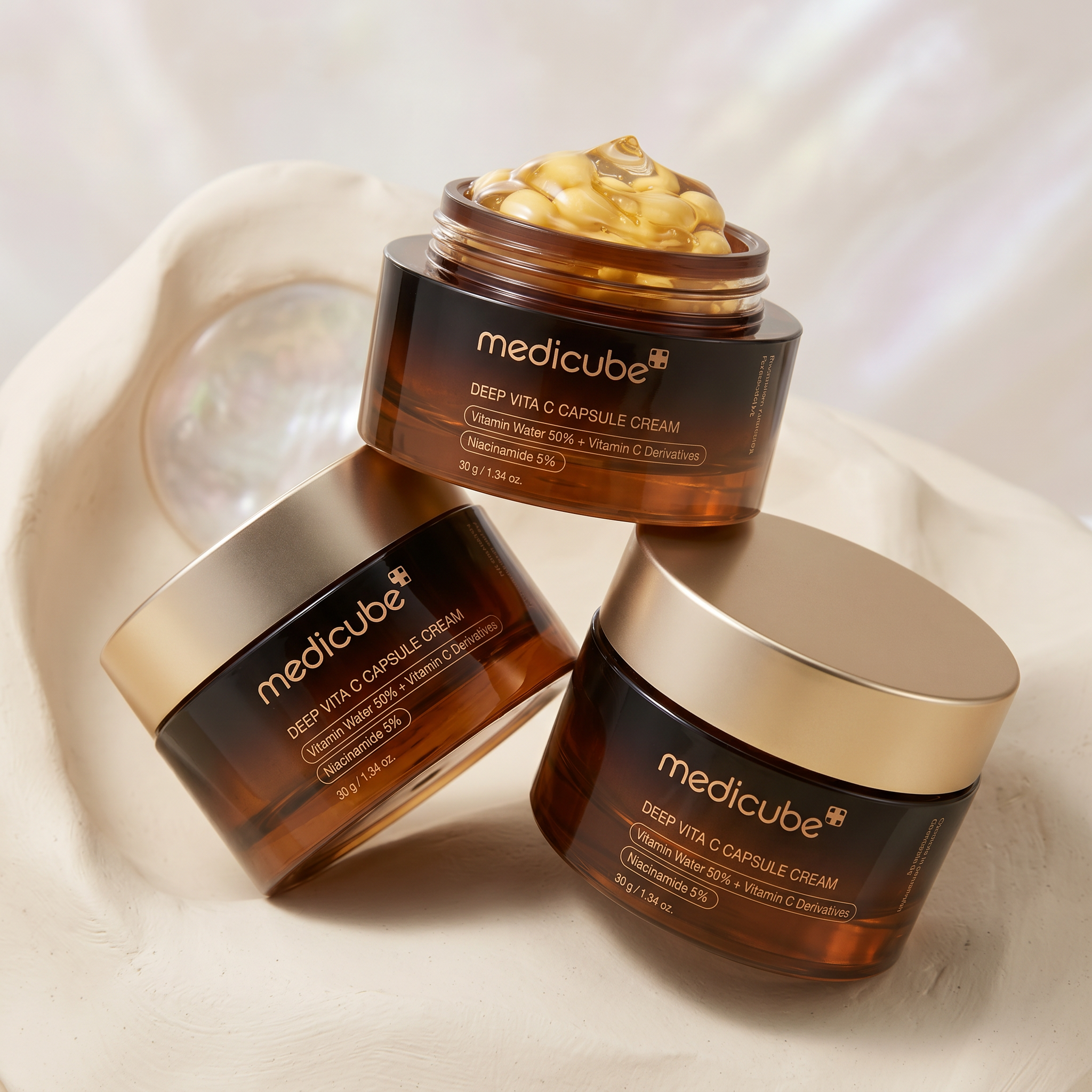 Kit Trio Medicube Clareamento, Limpeza de Poros e Proteção Solar - Dermora