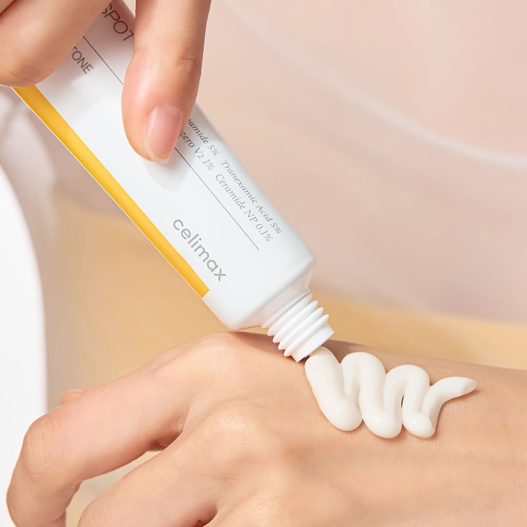 Creme iluminador para manchas e poros.