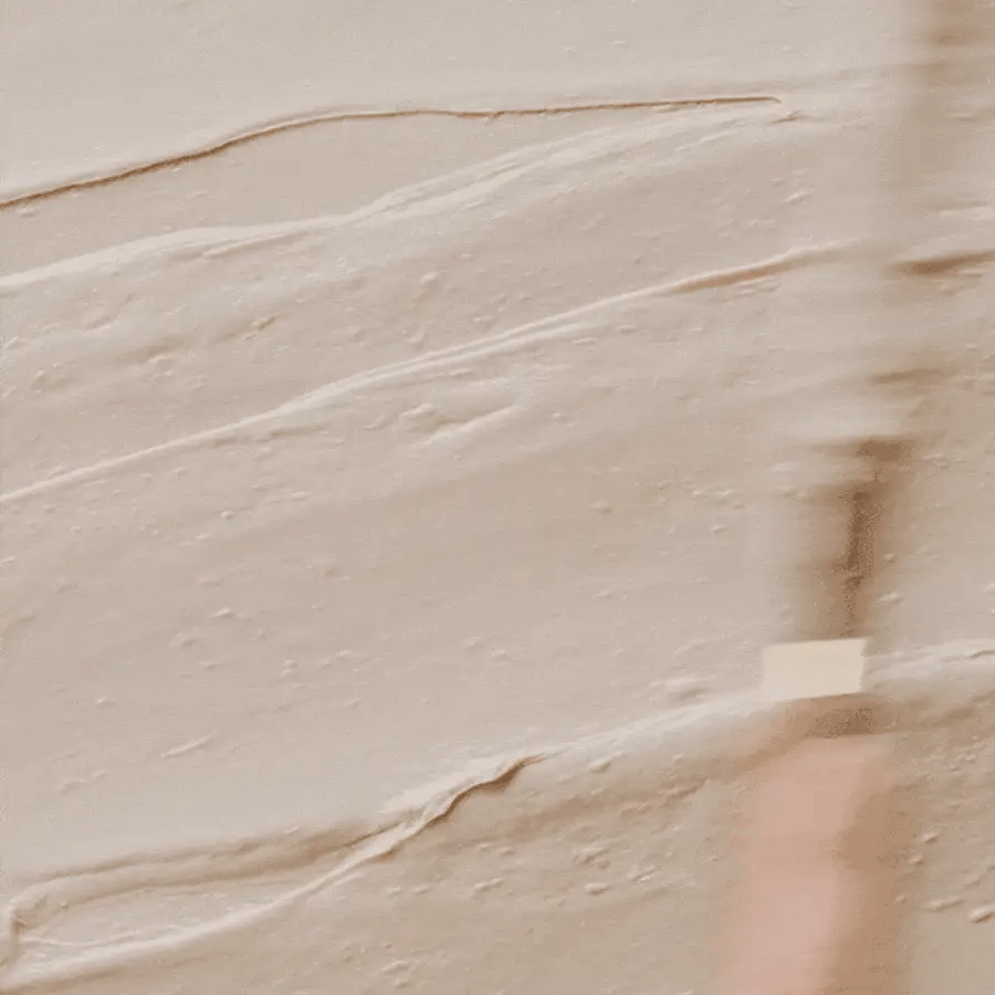 Limpeza profunda sem ressecar, pele equilibrada e confortável.